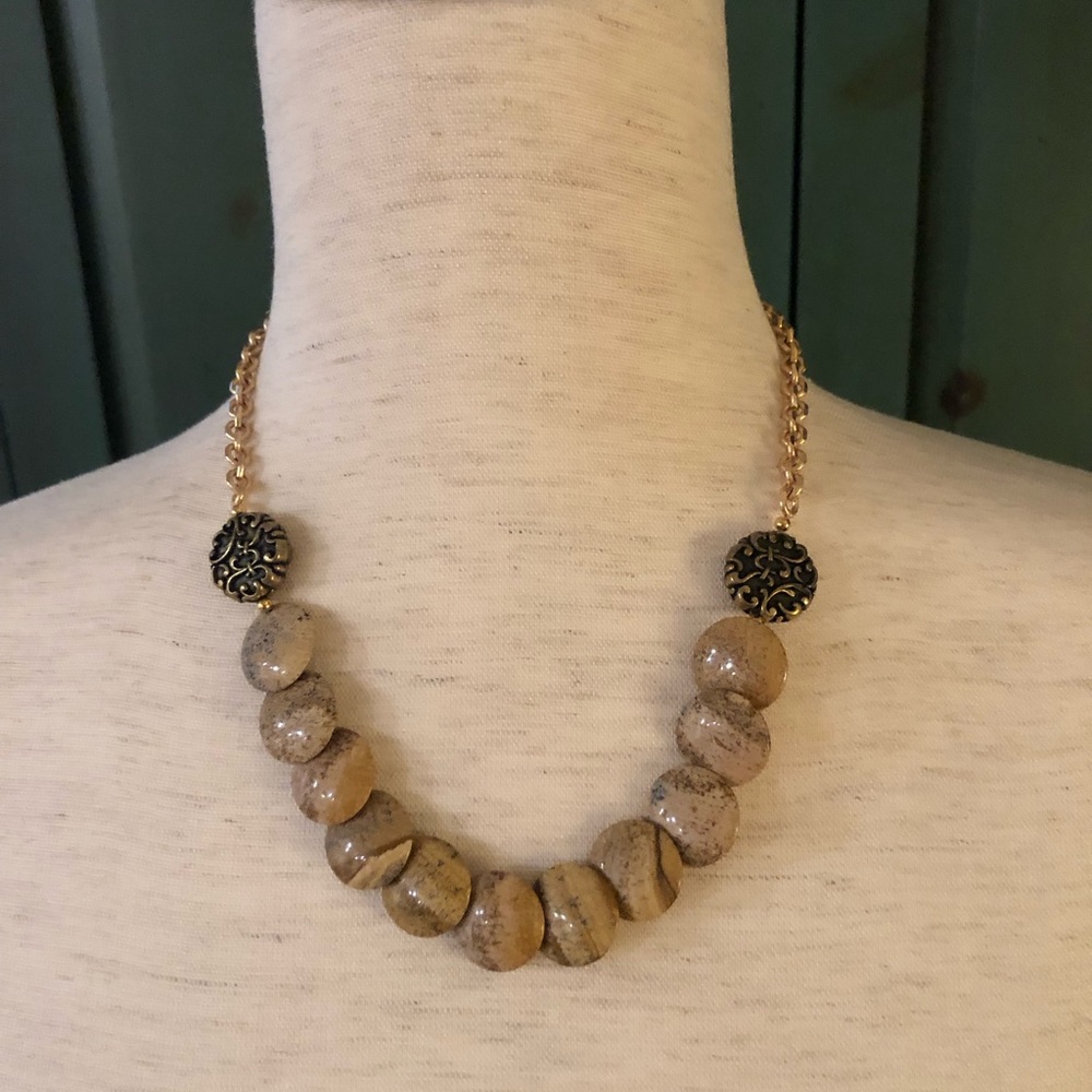 Vintage Lee Sands natural stone necklace 18” - tan stone discs